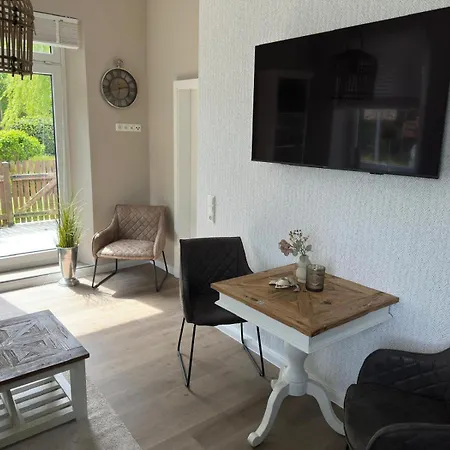 Alte Schule Vitzdorf Im Hamptons-stil Mit Grosser Terrasse! 아파트 *