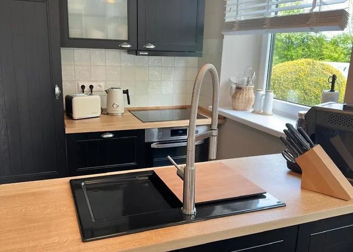 Alte Schule Vitzdorf Im Hamptons-stil Mit Grosser Terrasse! * Fehmarn